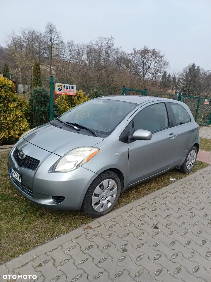Toyota Yaris 1.5 - 2