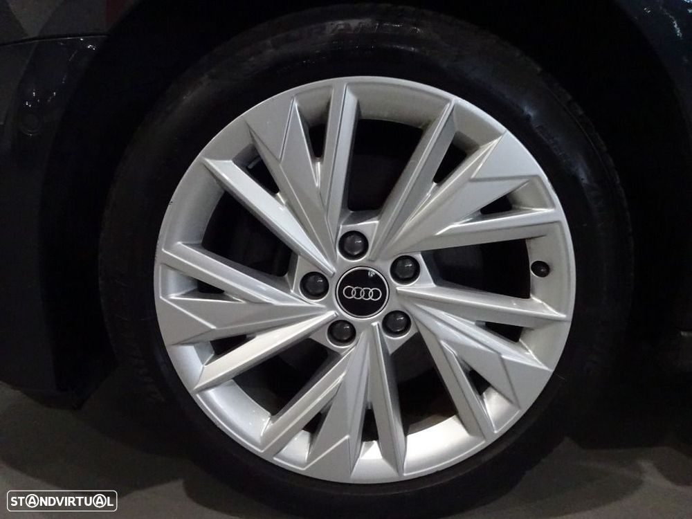 Audi A3 Limousine 30 TDI Advanced - 35