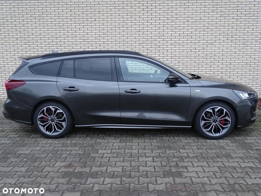 Ford Focus 1.0 EcoBoost mHEV ST-Line X - 6