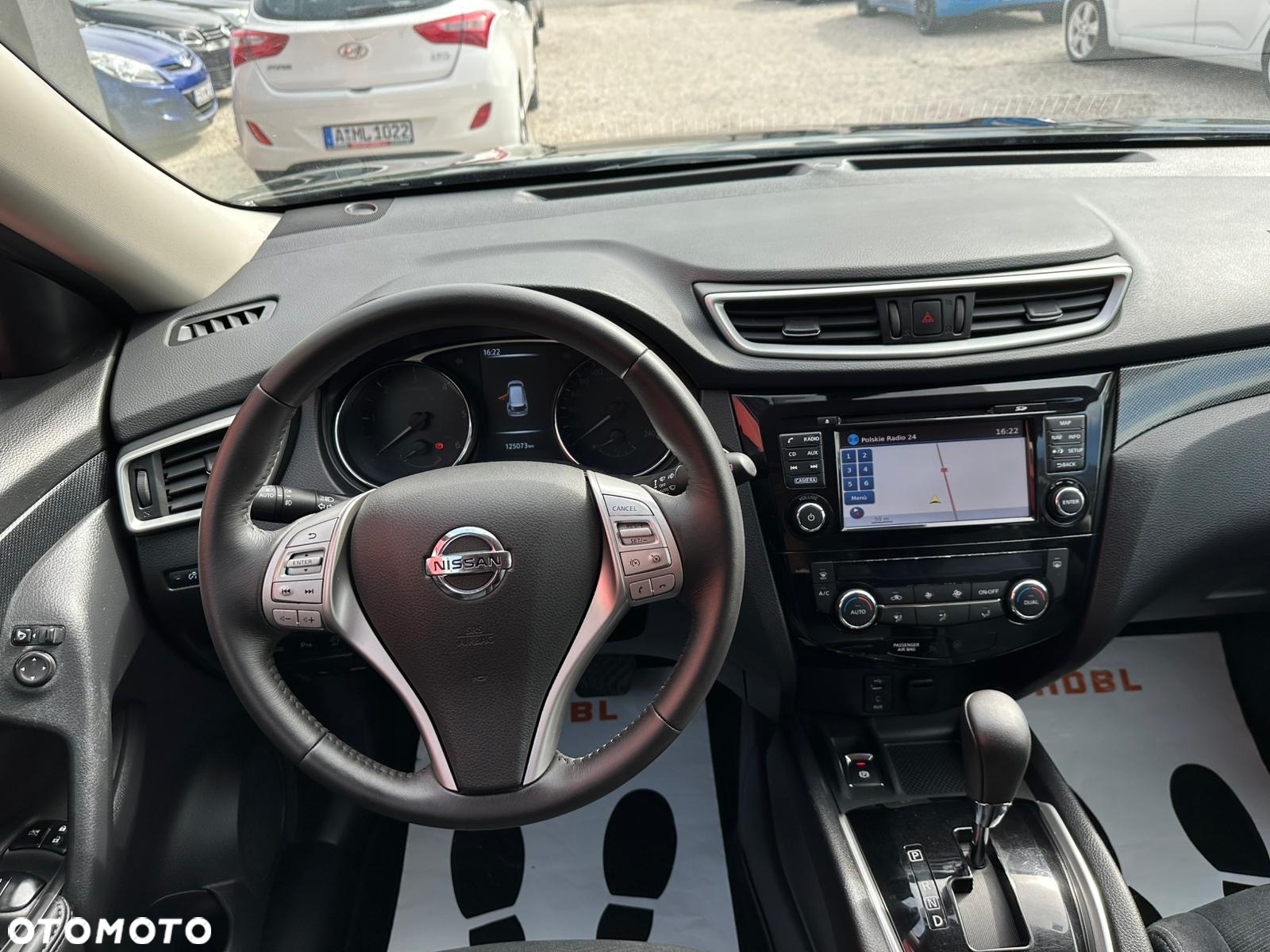 Nissan X-Trail 2.0 dCi Tekna Xtronic 4WD - 25