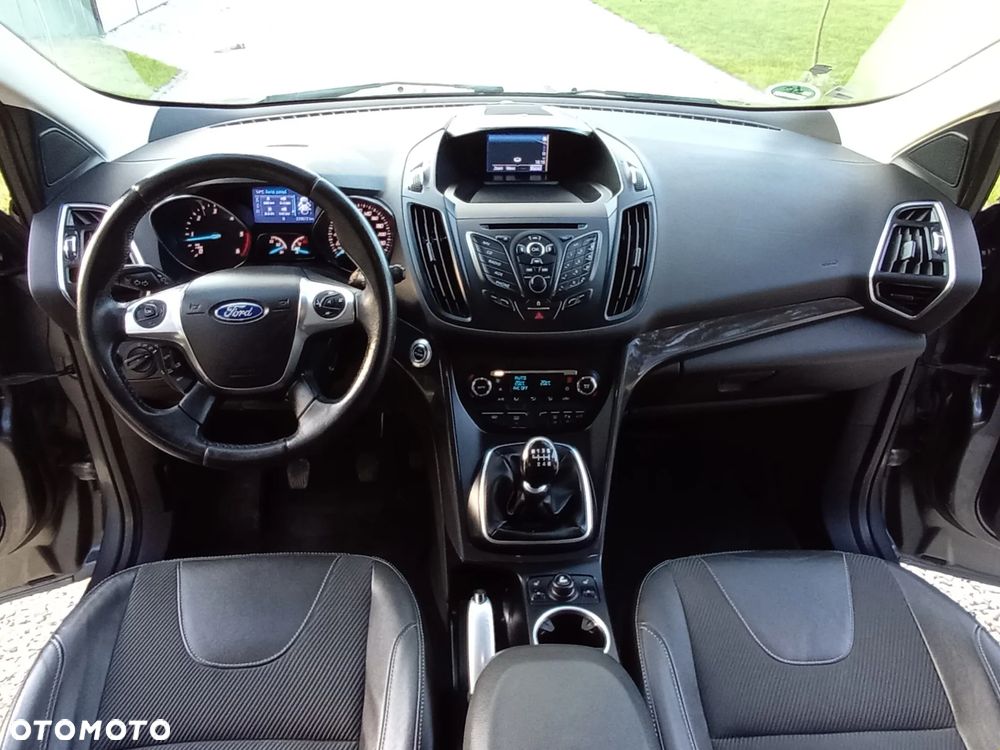Ford Kuga 2.0 TDCi 4x4 Titanium - 9