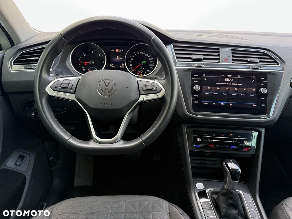 Volkswagen Tiguan - 17