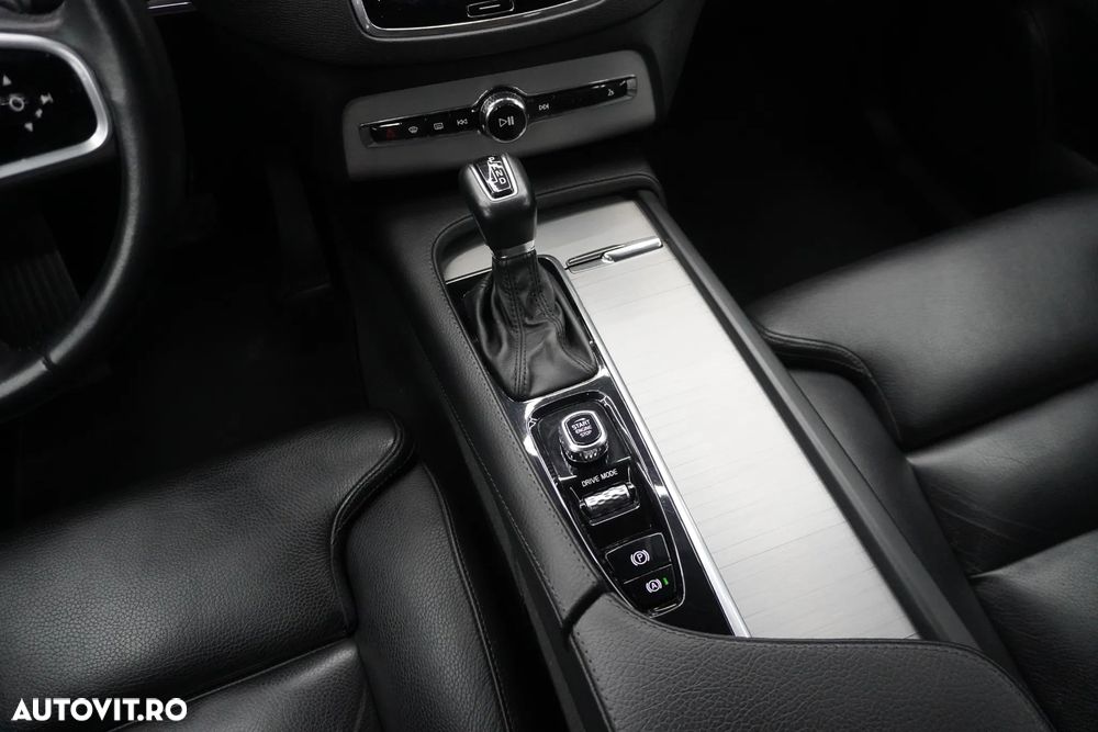 Volvo XC 90 T6 AWD 7 locuri Momentum Pro - 19