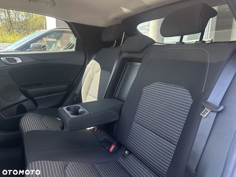 Kia XCeed 1.5 T-GDI M - 17