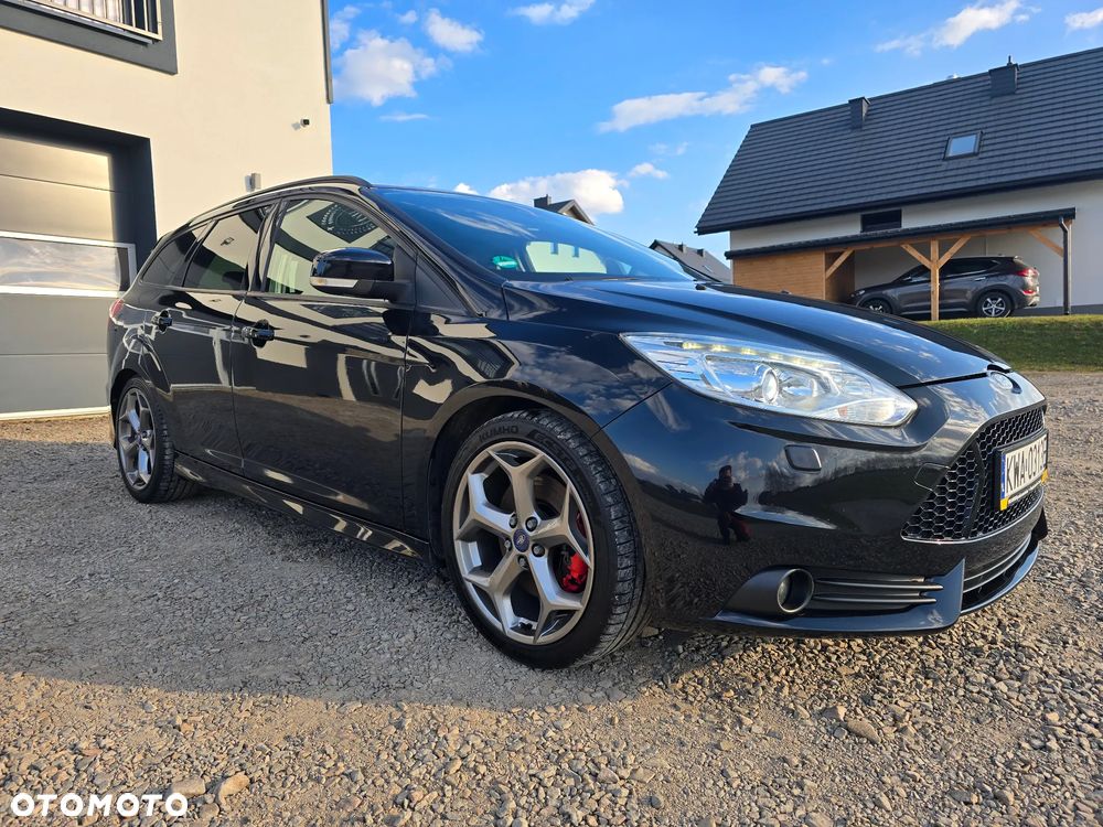 Ford Focus SW 2.0 EcoBoost ST Leather Exclusive Pack - 14