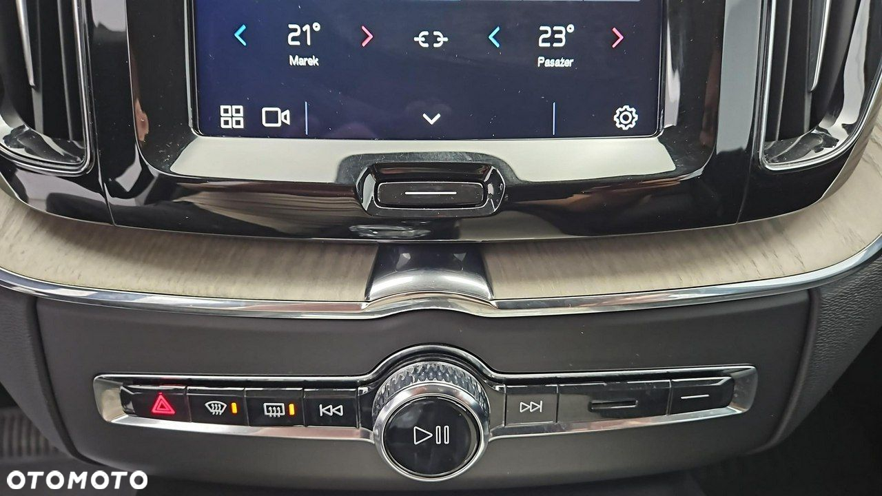 Volvo XC 60 - 19