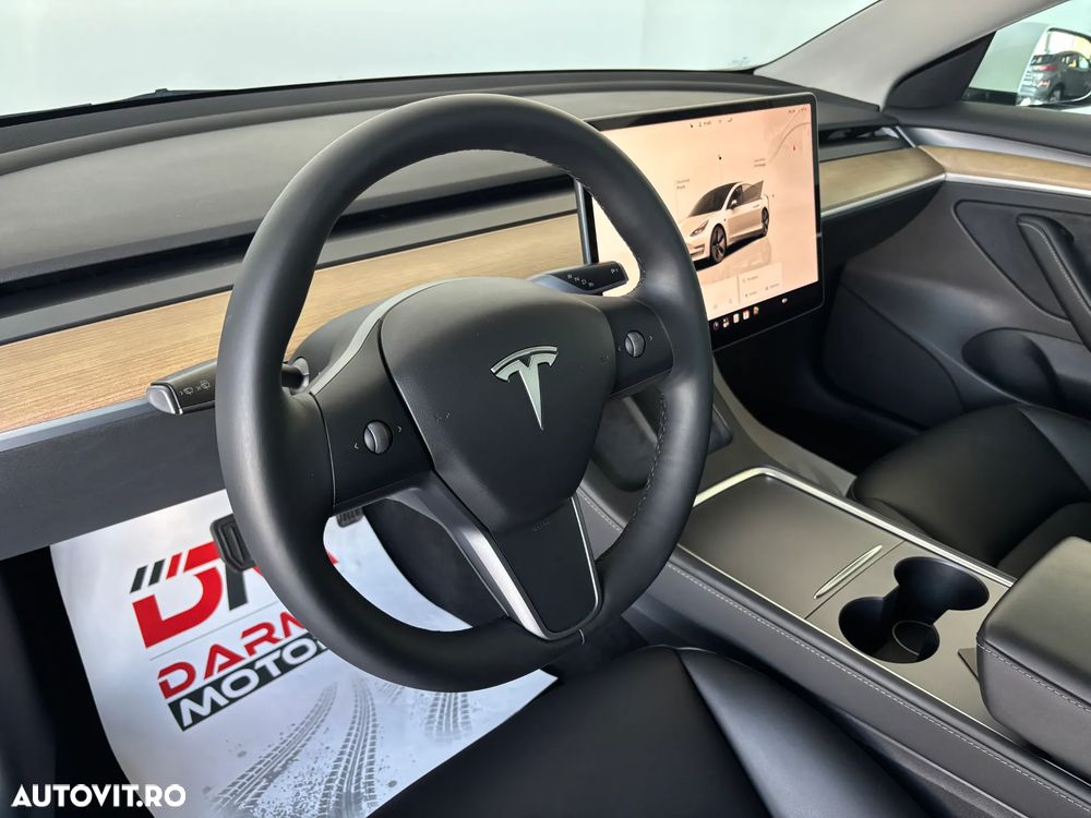 Tesla Model 3 Langstreckenbatterie Allradantrieb Dual Motor - 13