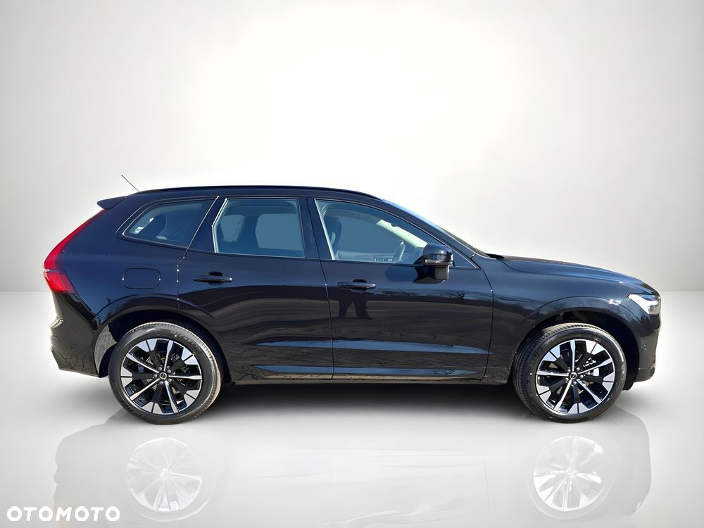 Volvo XC 60 B5 B AWD Ultra Dark - 4