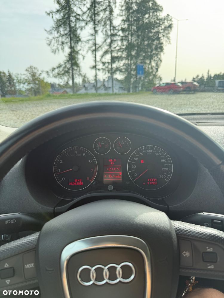 Audi A3 Sportback 2.0 FSI Ambiente - 23