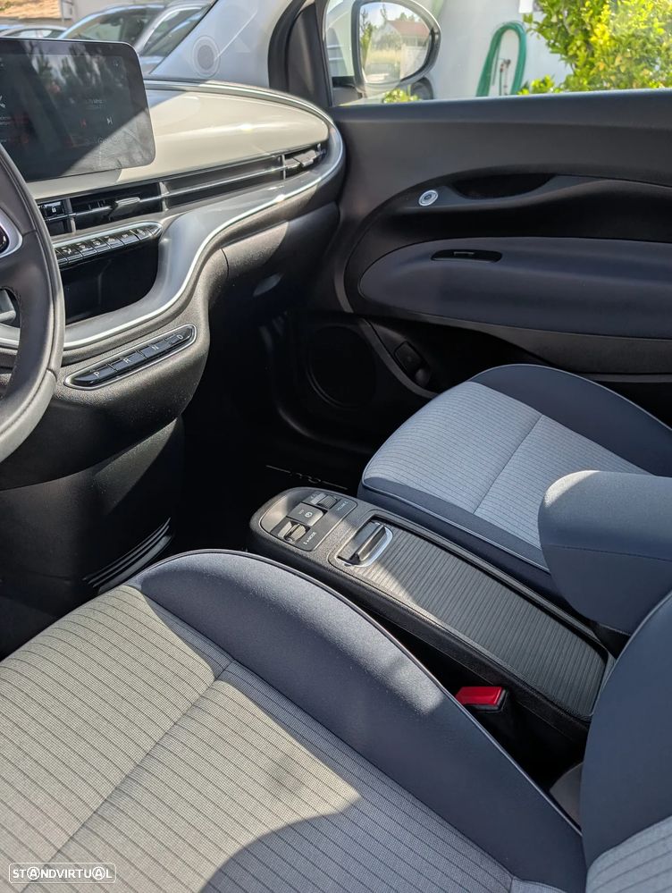Fiat 500e - 11