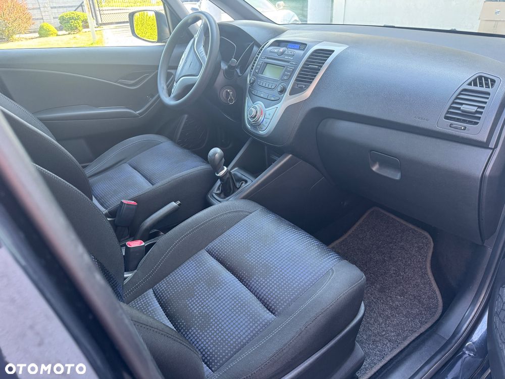 Hyundai ix20 1.4 Premium - 17