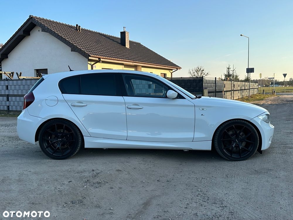 BMW Seria 1 123d DPF Edition Sport - 9