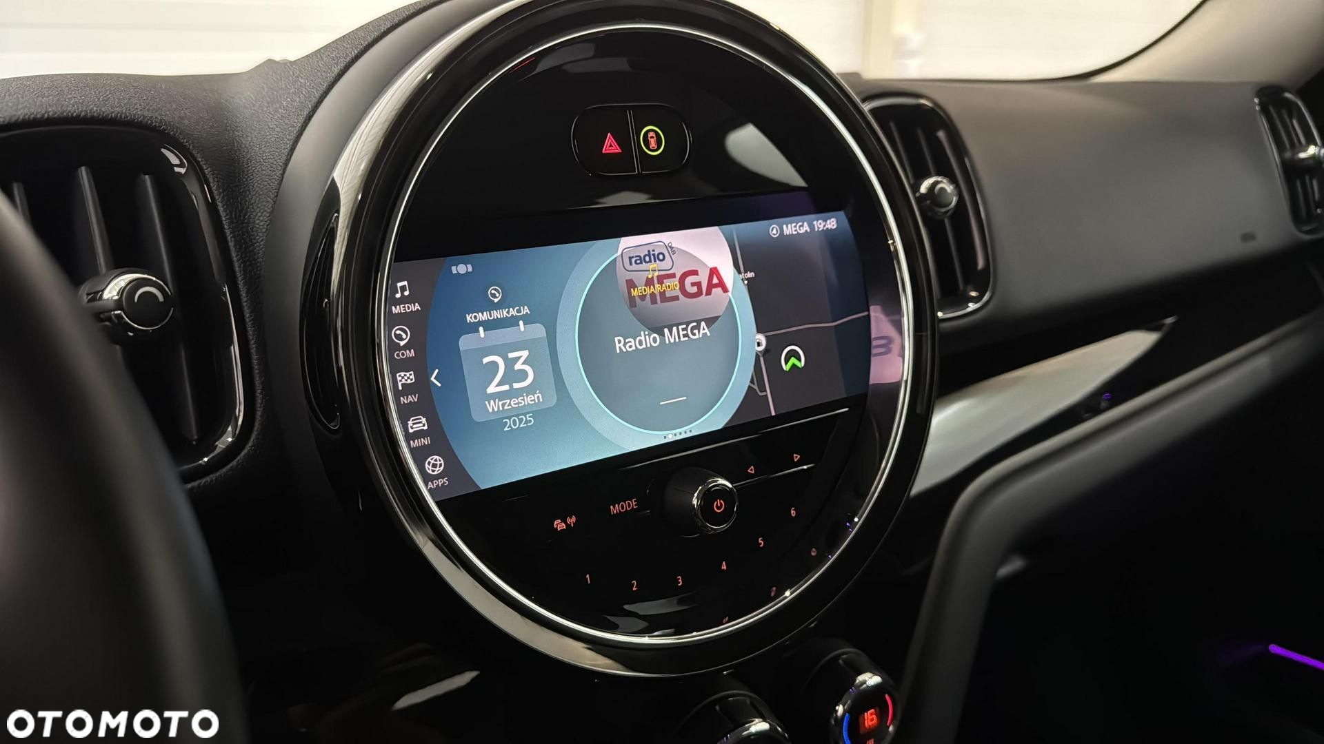 MINI Countryman Cooper Classic Trim - 24