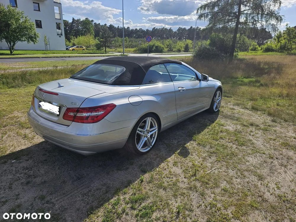 Mercedes-Benz Klasa E - 9