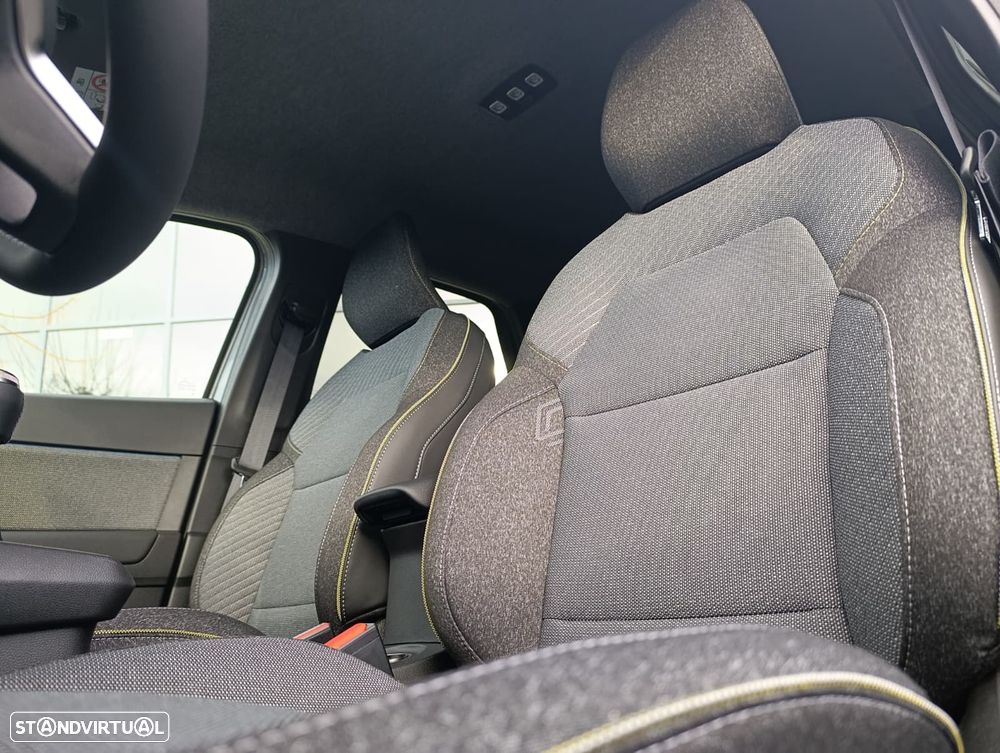 Renault Symbioz 1.3 Mild Hybrid Techno - 14