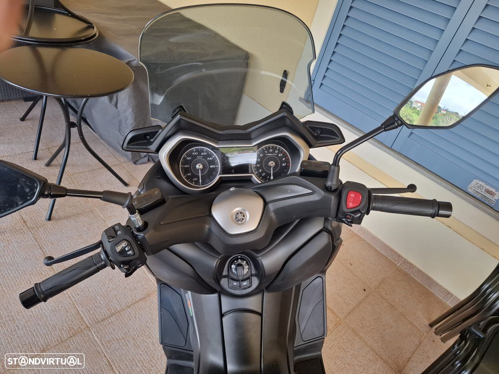 Yamaha X-Max - 7