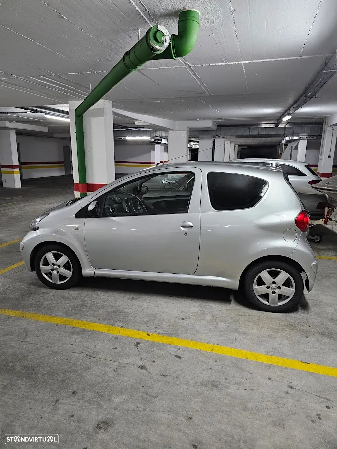 Toyota Aygo 1.0 - 2