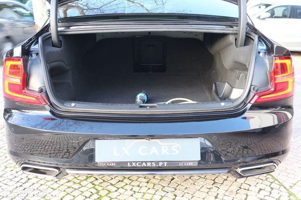 Volvo S90 2.0 T8 R-Design AWD Geartronic - 9