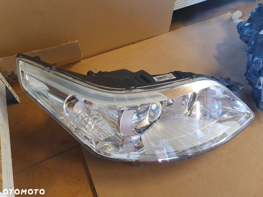 REFLEKTOR L/P CITROEN C4 XENON EUROPA - 5