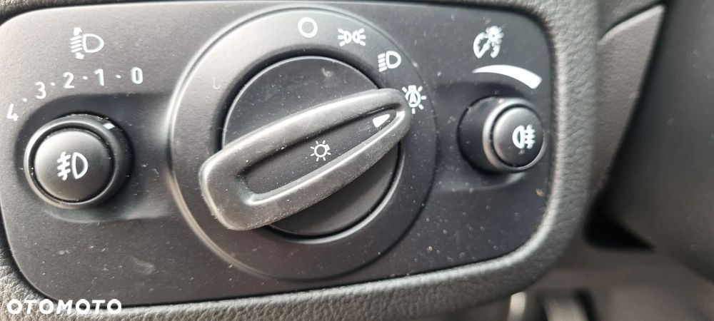 Ford Grand C-MAX 1.5 TDCi Start-Stopp-System Titanium - 17