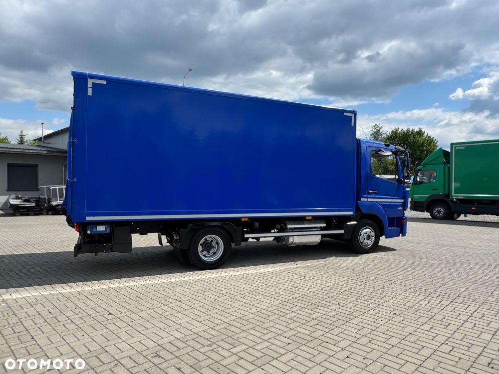Mercedes-Benz ATEGO 816 KONTENER IZOTERMA  5.30m+ WINDA - 25
