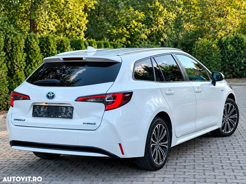Toyota Corolla - 4