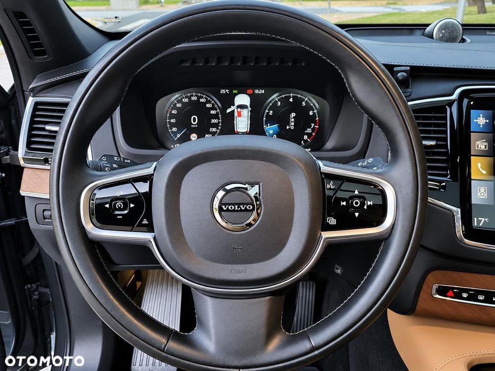 Volvo XC 90 - 11