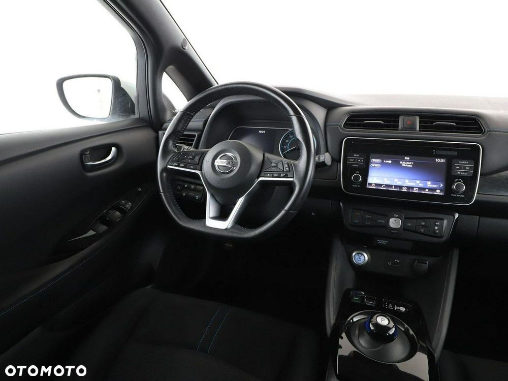 Nissan Leaf 40kWh Acenta - 17