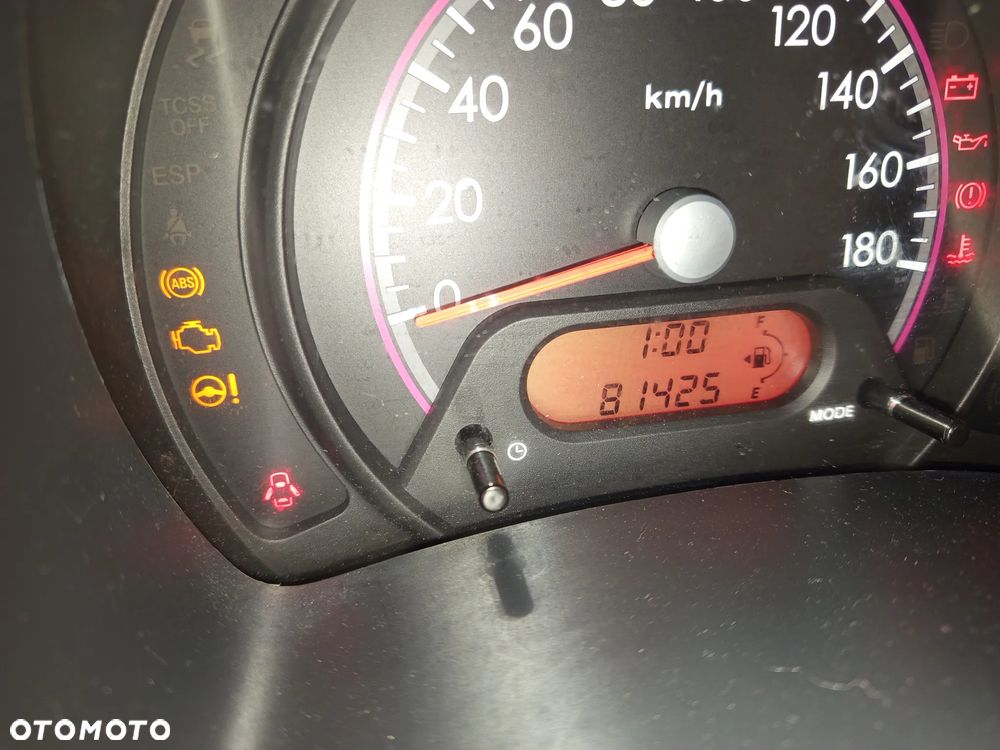 fotel kanapa  SUZUKI ALTO NISSAN PIXO 1.0 12v K10BN 2010R 82000km poznan - 2