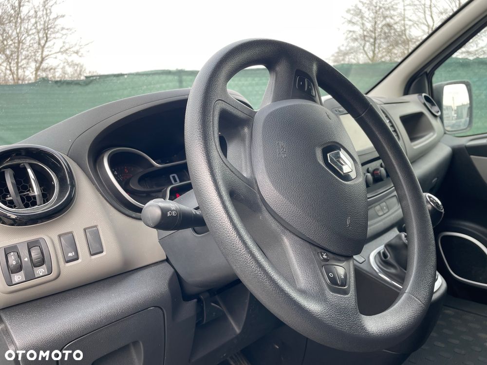 Renault Trafic - 9