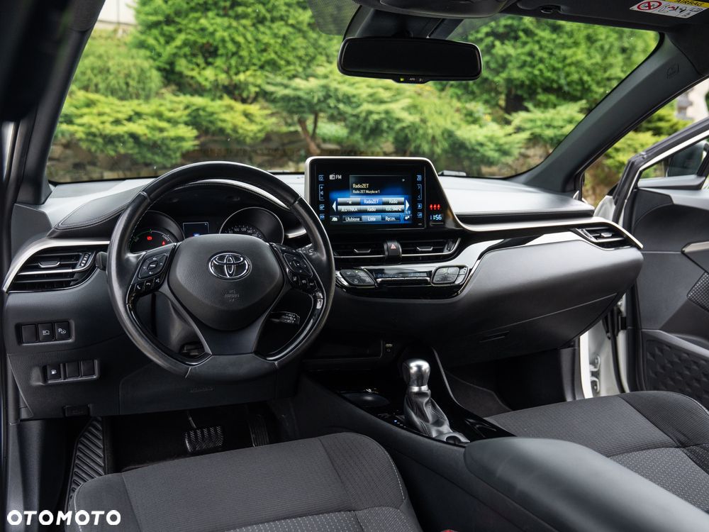 Toyota C-HR 1.8 Hybrid Prestige - 32