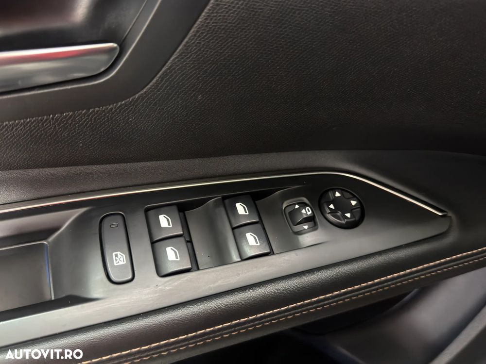 Peugeot 5008 2.0 BlueHDI s&s EAT8 GT - 23