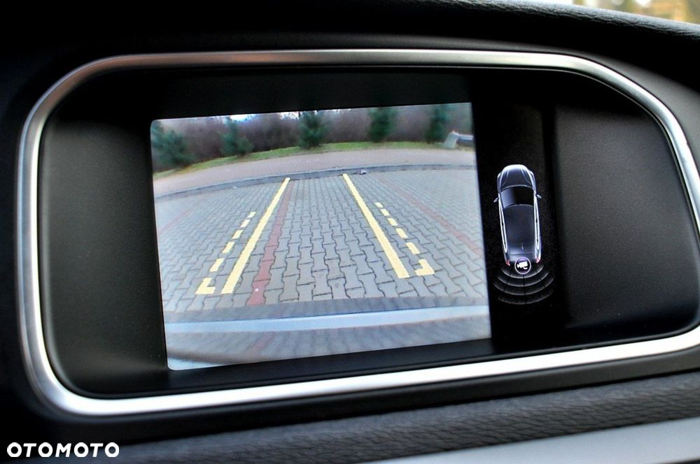 Volvo V40 D2 Momentum - 30