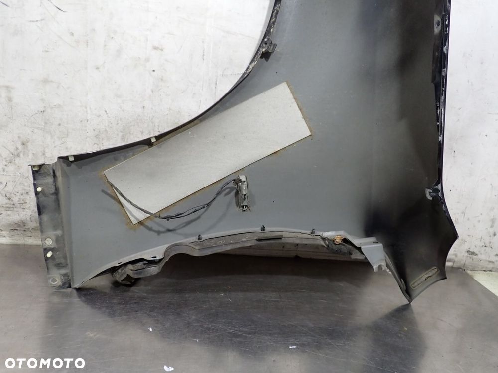 BŁOTNIK PRAWY PRZEDNI INFINITI M37X KOL: GAC - 13