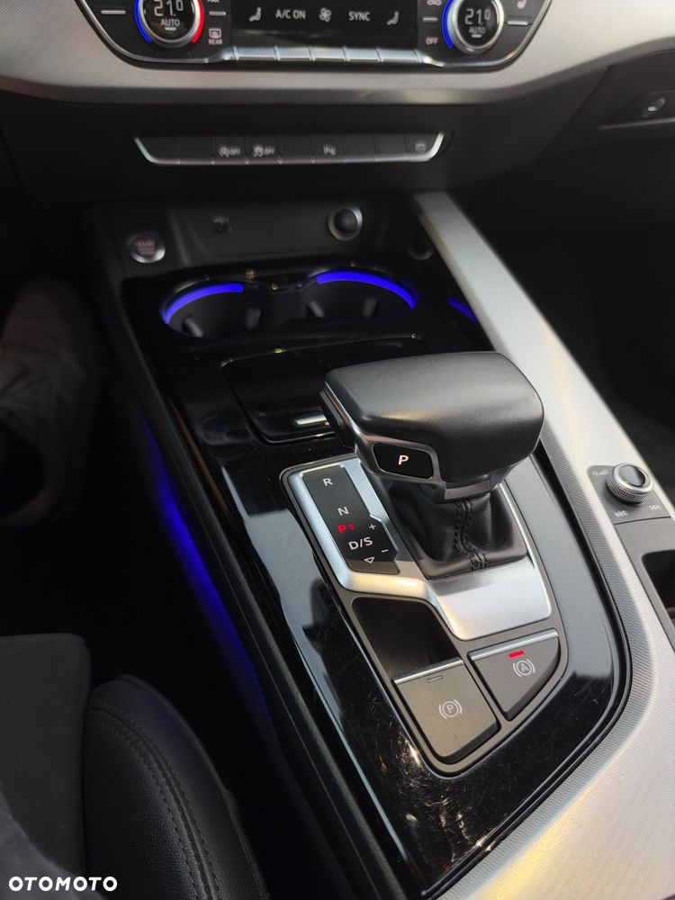 Audi A4 Avant 35 TFSI mHEV Advanced S tronic - 24