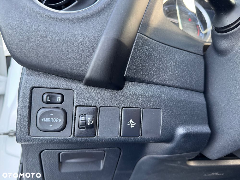 Toyota Corolla 1.4 D-4D Comfort - 28