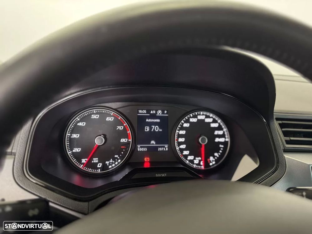 SEAT Arona 1.0 TSI Style DSG - 24