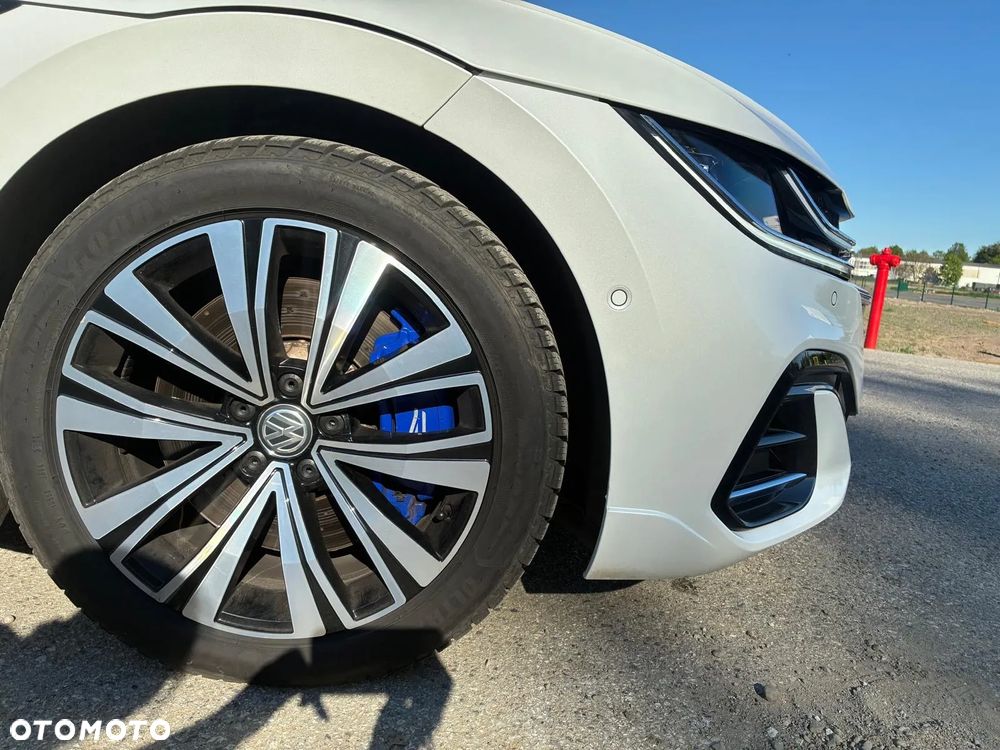 Volkswagen Arteon 2.0 TDI SCR R-Line - 4