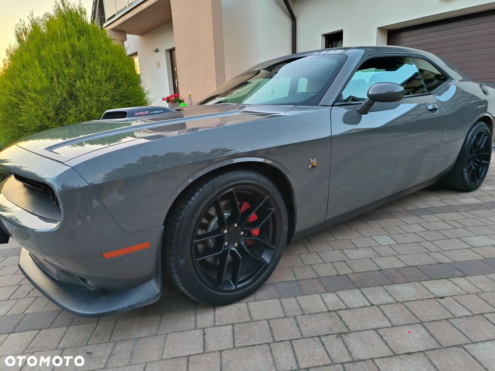 Dodge Challenger 6.4 Scat Pack - 10