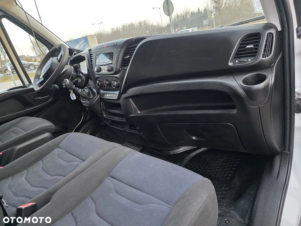 Iveco 35c14 Kontener+Winda - 11