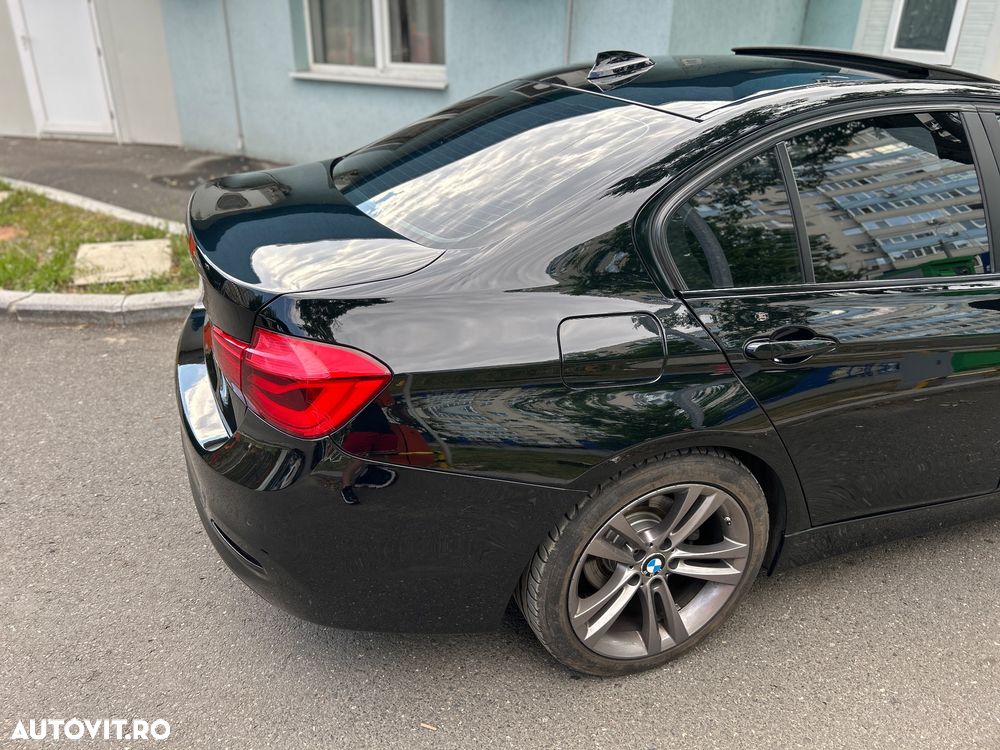 BMW Seria 3 320d Efficient Dynamic Edition Aut. Sport Line - 8