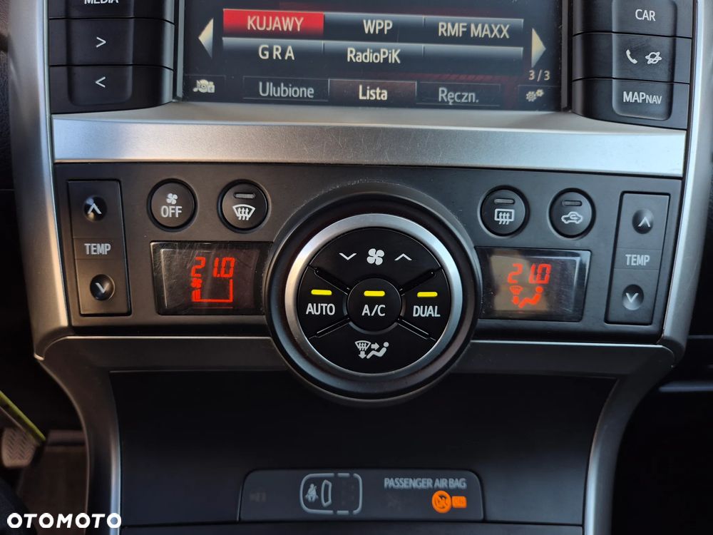 Toyota Verso 1.8 Premium - 12