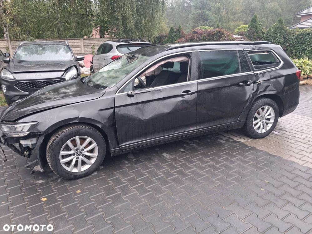 Volkswagen Passat 2.0 TDI SCR Business Plus DSG - 4