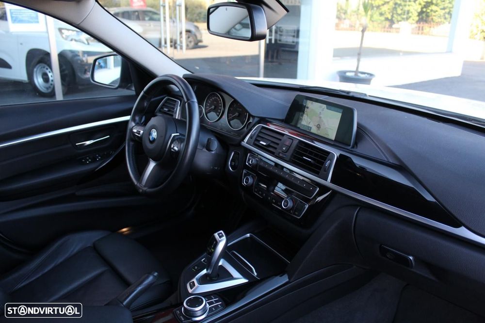BMW 330 e iPerformance - 19