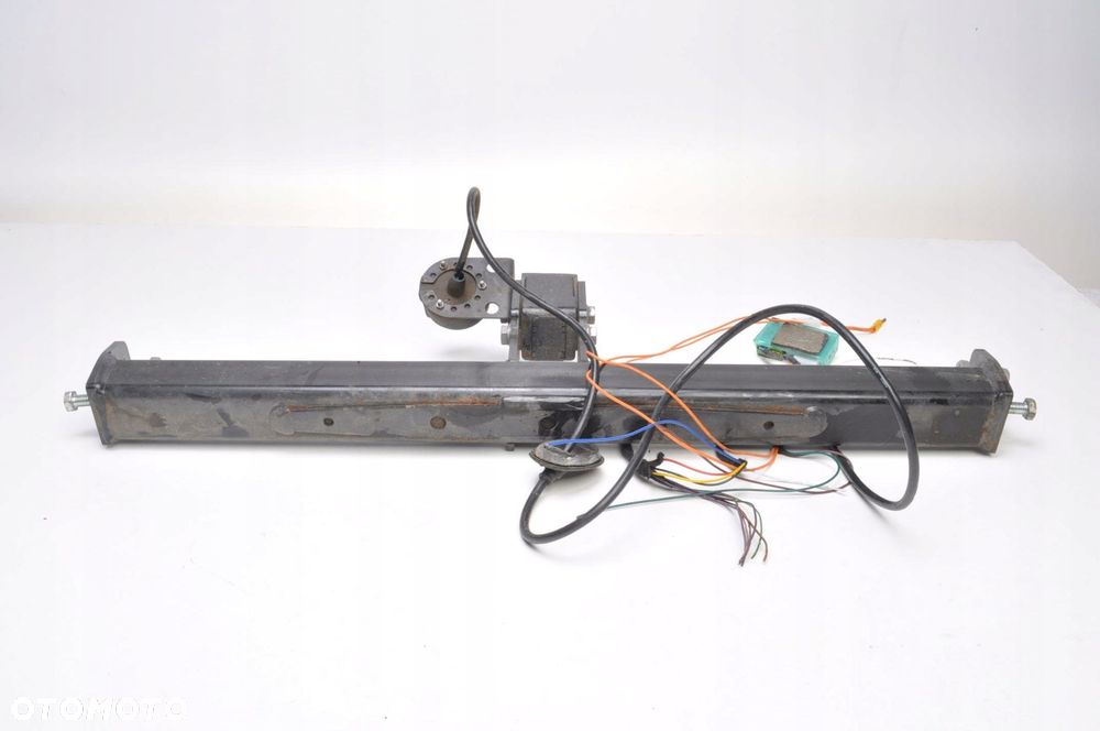 VOLVO XC60 I HAK HOLOWNICZY TOW TRUST TVV529VK - 12