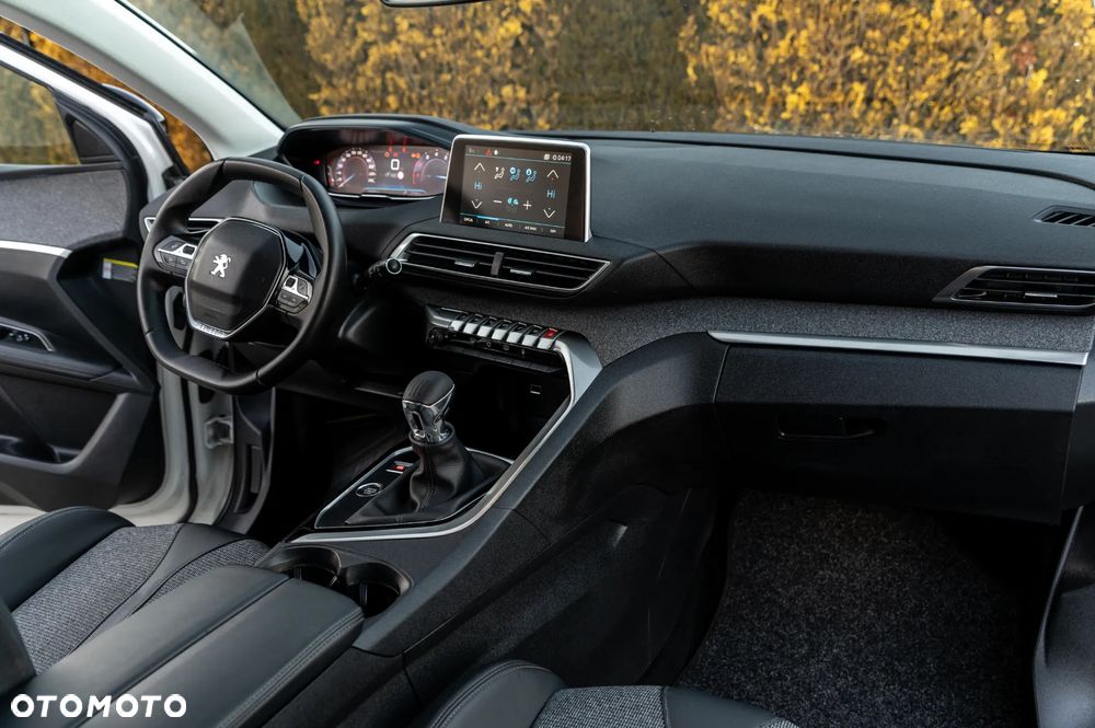 Peugeot 3008 PureTech 130 Stop & Start GPF Active - 30