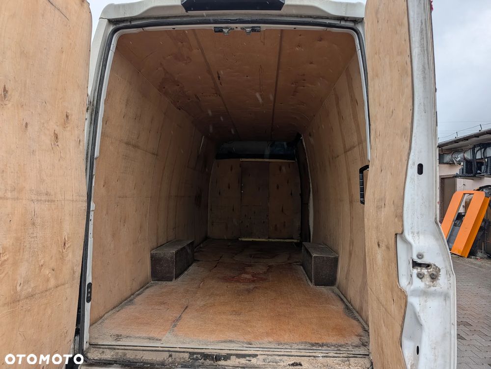 Iveco 35/18 - 7