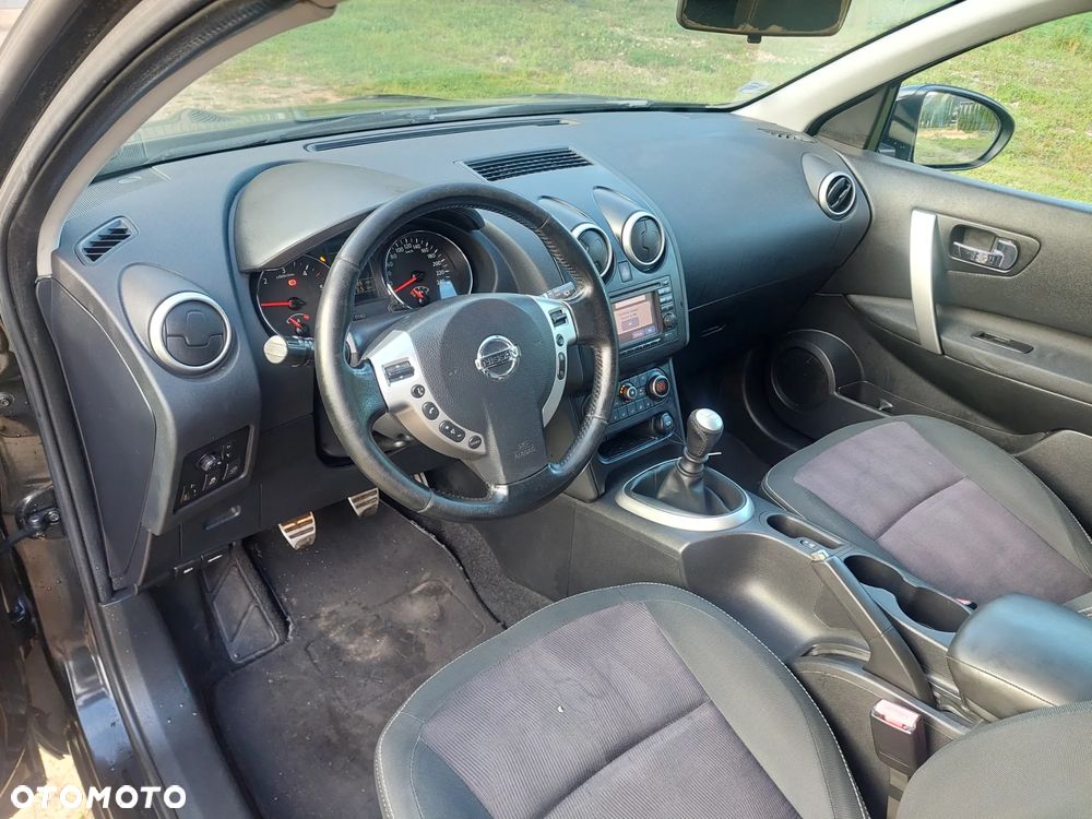 Nissan Qashqai - 10