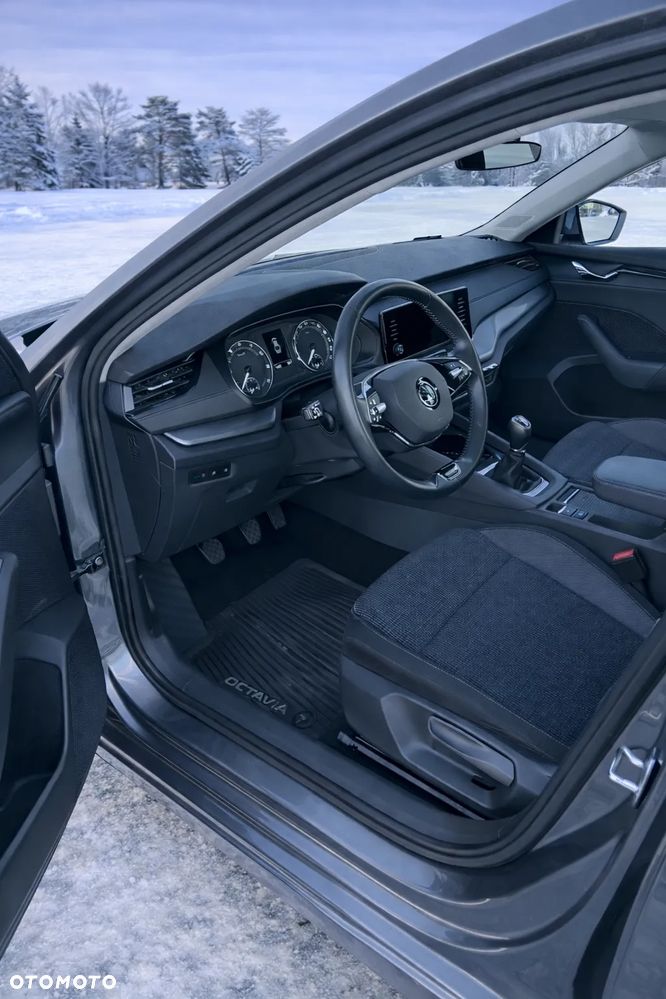 Skoda Octavia 1.5 TSI ACT Ambition - 11