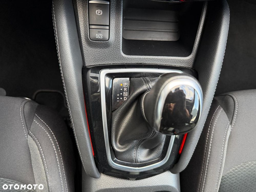 Nissan Qashqai 1.3 DIG-T Tekna DCT - 26